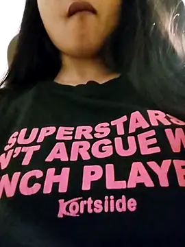 Webcam Model (luv_johrrra)  is live.Free join now!