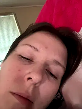 CUMFOREVERY1nTitTiES2 webcam