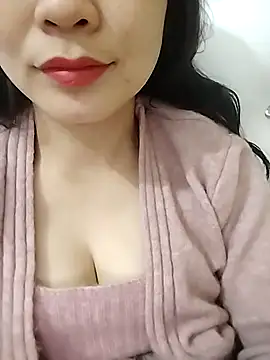 Webcam Model (Girl_Shy2000)  is live.Free join now!