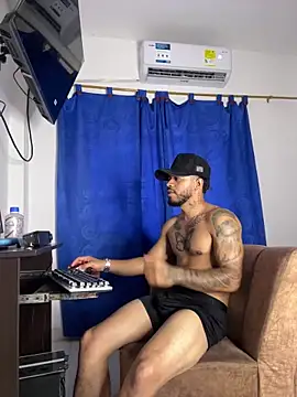 Kylian_Alessandro webcam