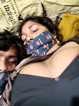Indiandesicouple155 webcam