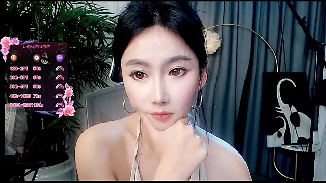 美女feifei-love在线直播