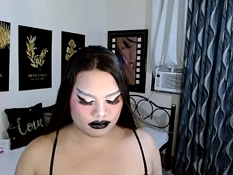 TSbrianaHugeCock webcam