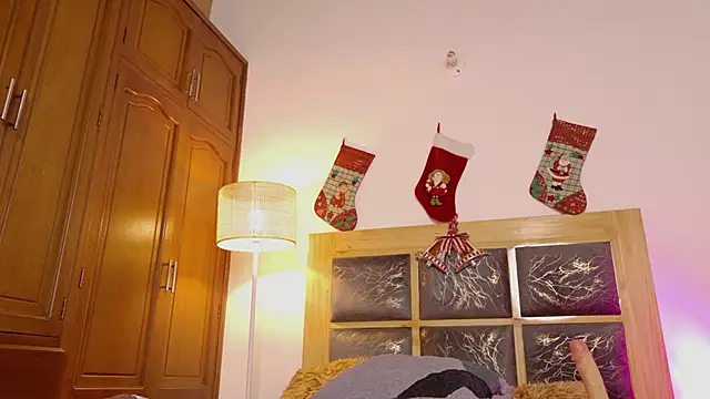 pocahotass_11 webcam