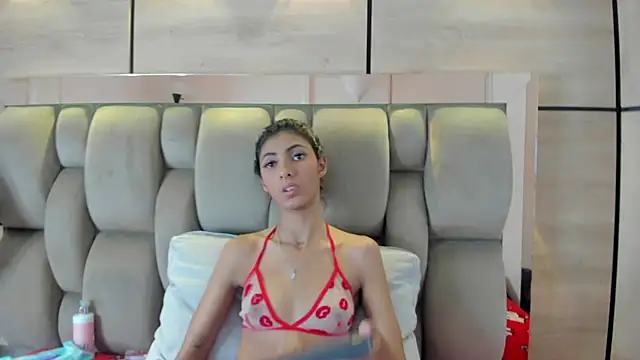 karol_lewiss webcam