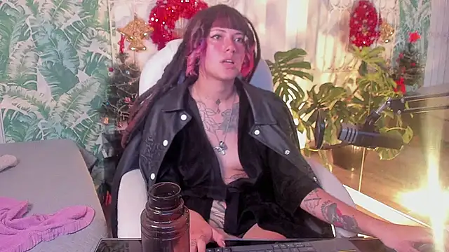 _sharlotte777 webcam