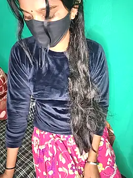 QWEEN7B live cam screenshot female from India on Home.Pink — Cozy Live Cams & Chat