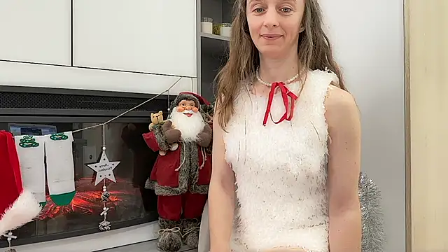 ShySchoolGirl webcam