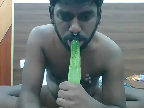 Slavebottombdsm09 webcam