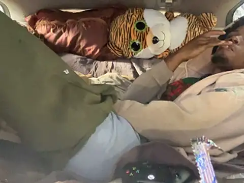 slimecrownzout5 - SlimeCrownzOut5's free webcam - UK Sex Cams