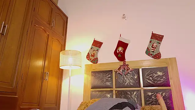 pocahotass_11 webcam