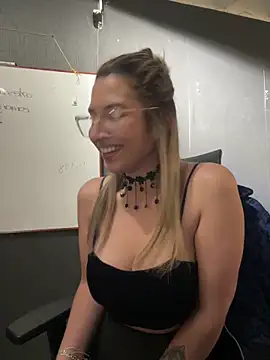 Isabella_Varella webcam