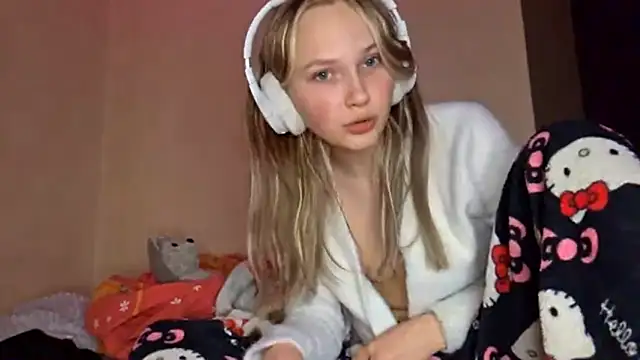 KarinRobertson webcam