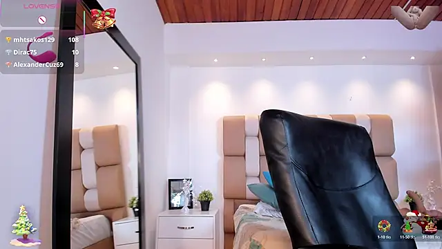 victoria_mooree webcam