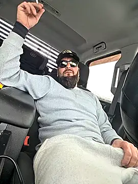 Beardedtattood webcam