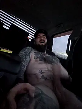 Beardedtattood webcam