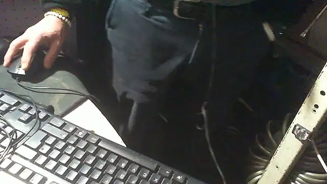 nonnomaturobisex (M grandpa) - maturo sega,cazzo,ditalino conculo,piedi