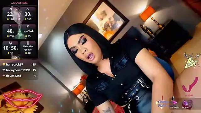 FridaHumphrey webcam