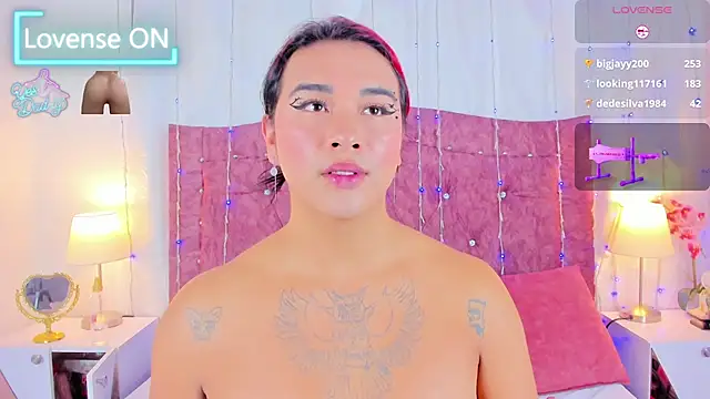 CristalSofiaHOT webcam