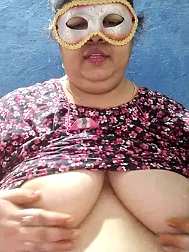 tamilthanushri webcam