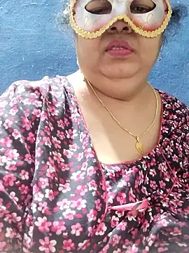 tamilthanushri webcam