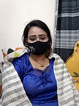 Webcam Model (Mow_955)  is live.Free join now!