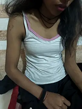 Webcam Model (Hot_Lyla_baby)  is live.Free join now!