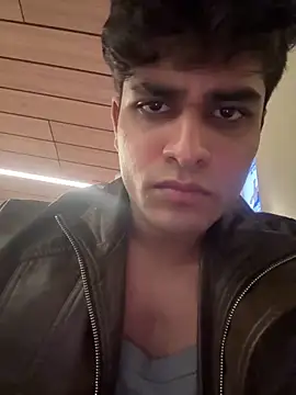 Vihaaanfucks's live cam