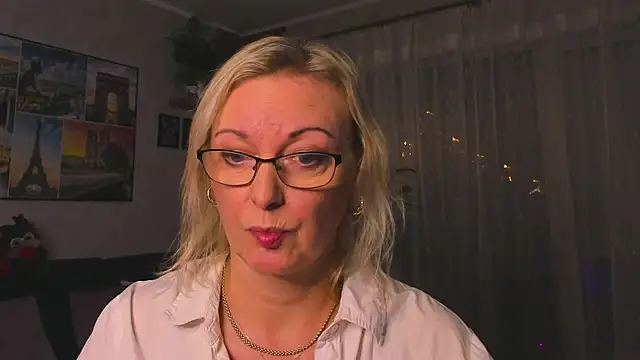 vanessa_chat - Vanessa_chat's free webcam - UK Sex Cams