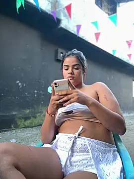 Kaily_Sweet16 webcam