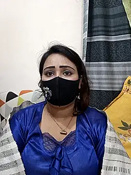 Webcam Model (Mow_955)  is live.Free join now!