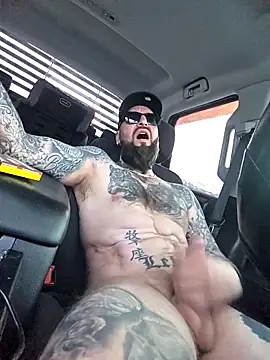 Beardedtattood webcam