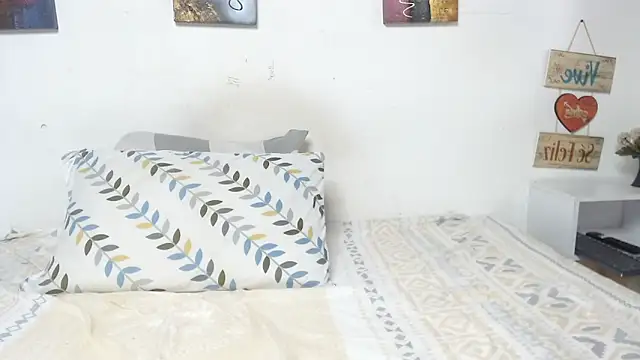 Madeline_Woods webcam