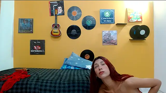 skinnyverus18 webcam