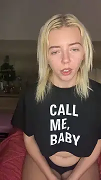 monanoire - MonaNoire's free webcam - UK Sex Cams