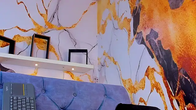 Chuck_LatinBoy webcam