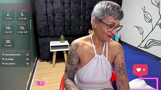 Charlotte__Gray webcam