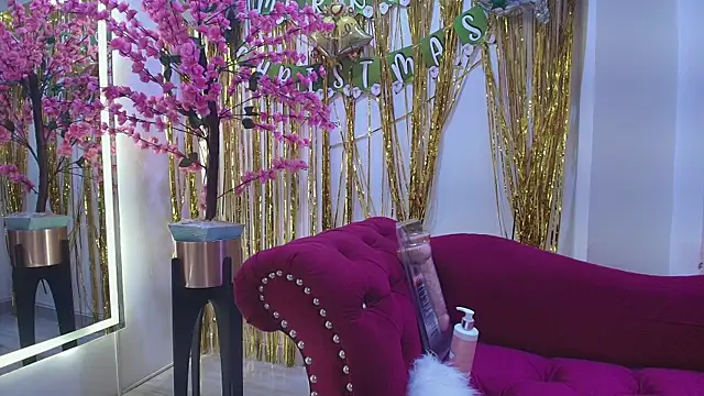 Emily_andrews webcam