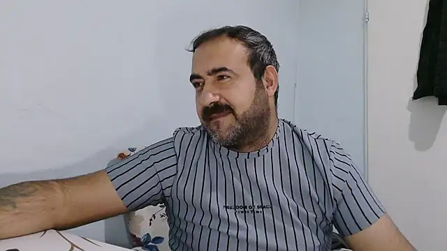 big_snakee (Ask my age) - hairy chest 80 tk