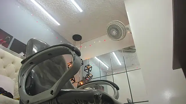 oso_dirty_'s live cam