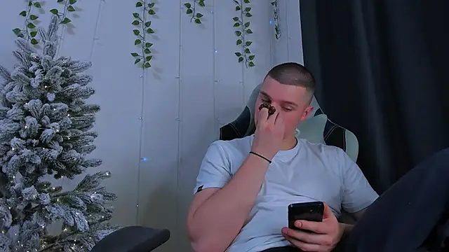 Your_Claddagh webcam