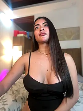 Bombshell_Ashy webcam