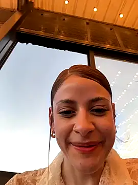 alana15 Live Webcam on Stripchat