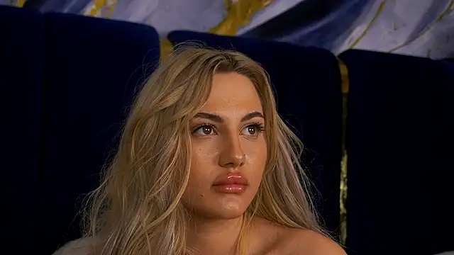 Chloe_GraceeX webcam