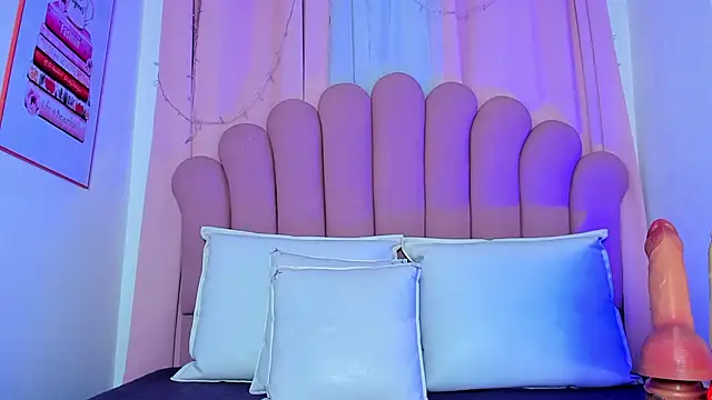 NicoleMadrird webcam