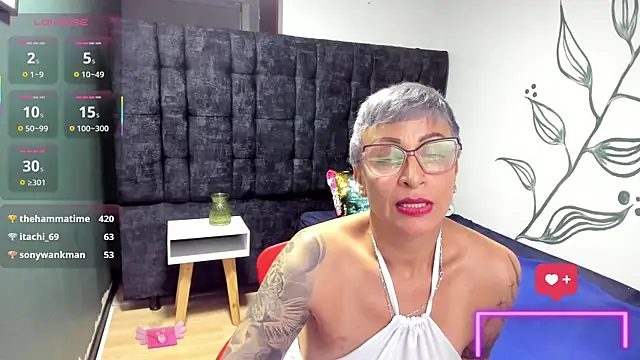 Charlotte__Gray webcam