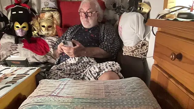 EroticVenetian webcam