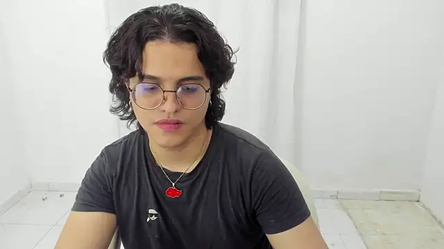 Diane_blossom webcam