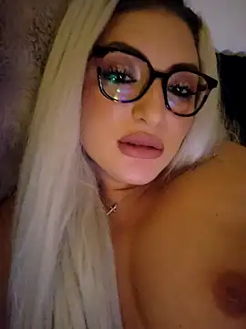 Blondie_Sasha webcam
