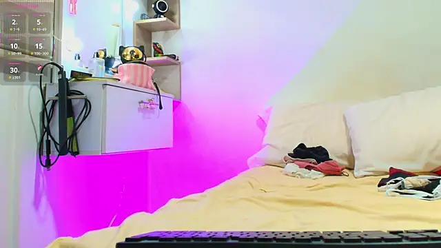 Pleasure_Vibes23 webcam